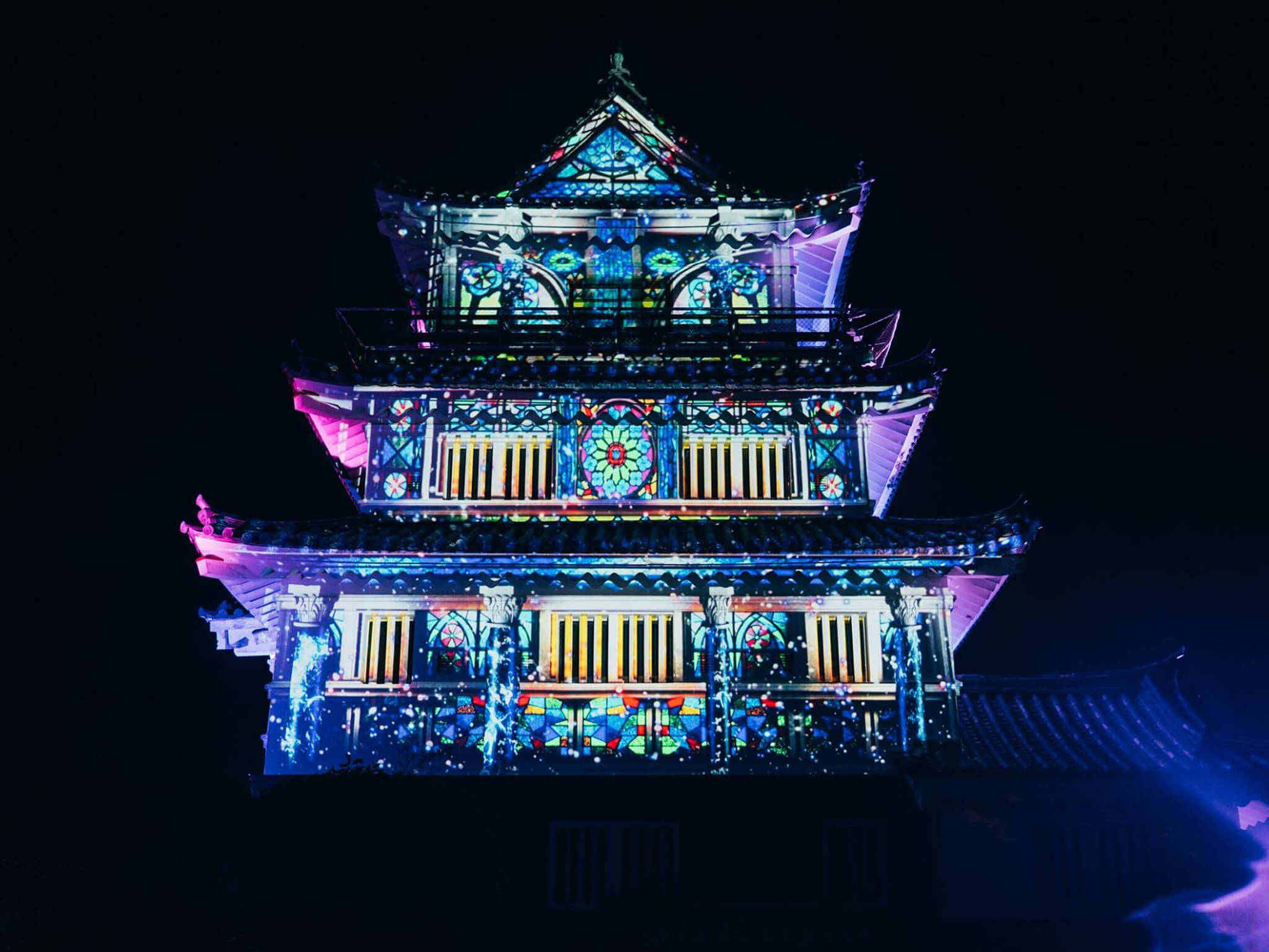 平戸城「平戸、海のものがたり　〜平戸城再築城300周年記念事業〜　光と音が織りなす幻想祭」