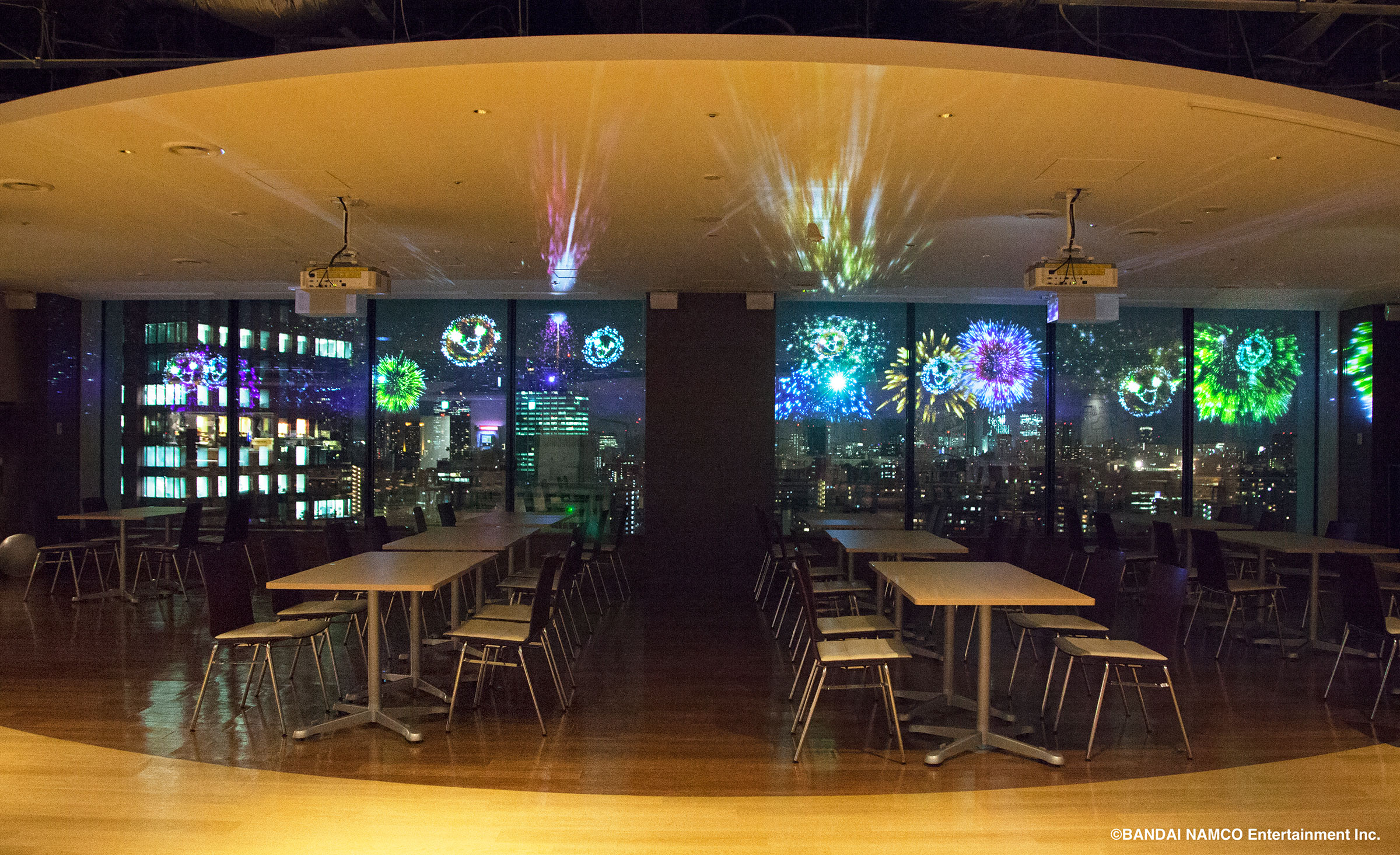 株式会社バンダイナムコエンターテインメント バンダイナムコ未来研究所 飲食スペースを演出