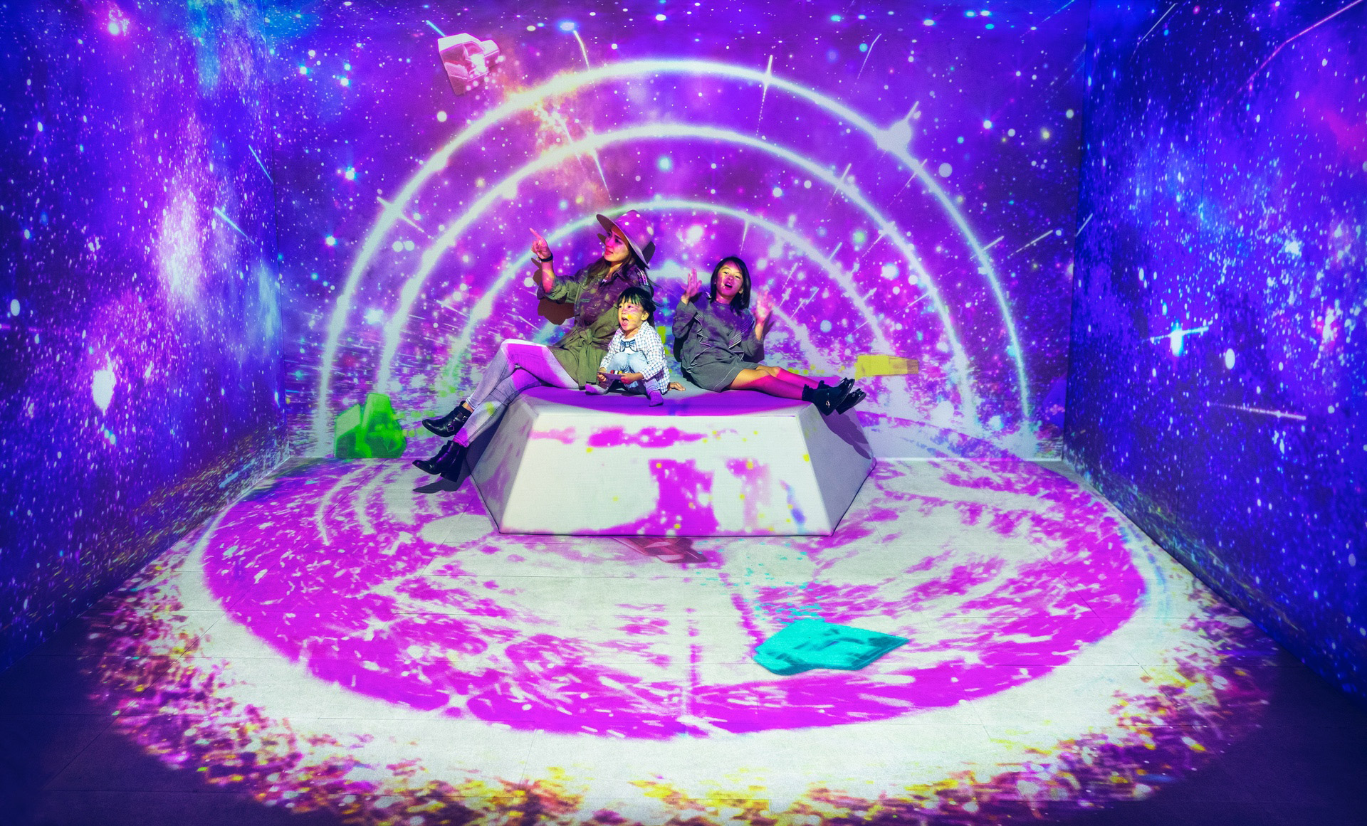 U.F.O. by Francfranc 渋谷店 / LINKS UMEDA店